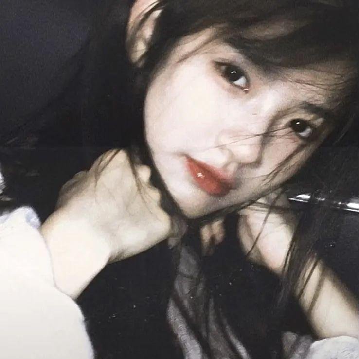 麻烦中的女人